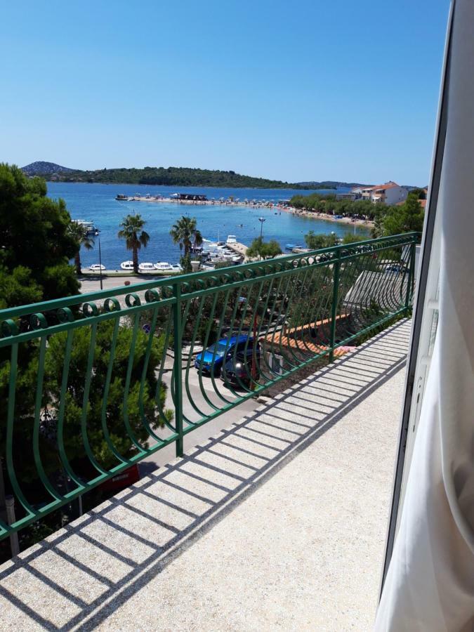 Apartments Lorio Vodice Exteriör bild